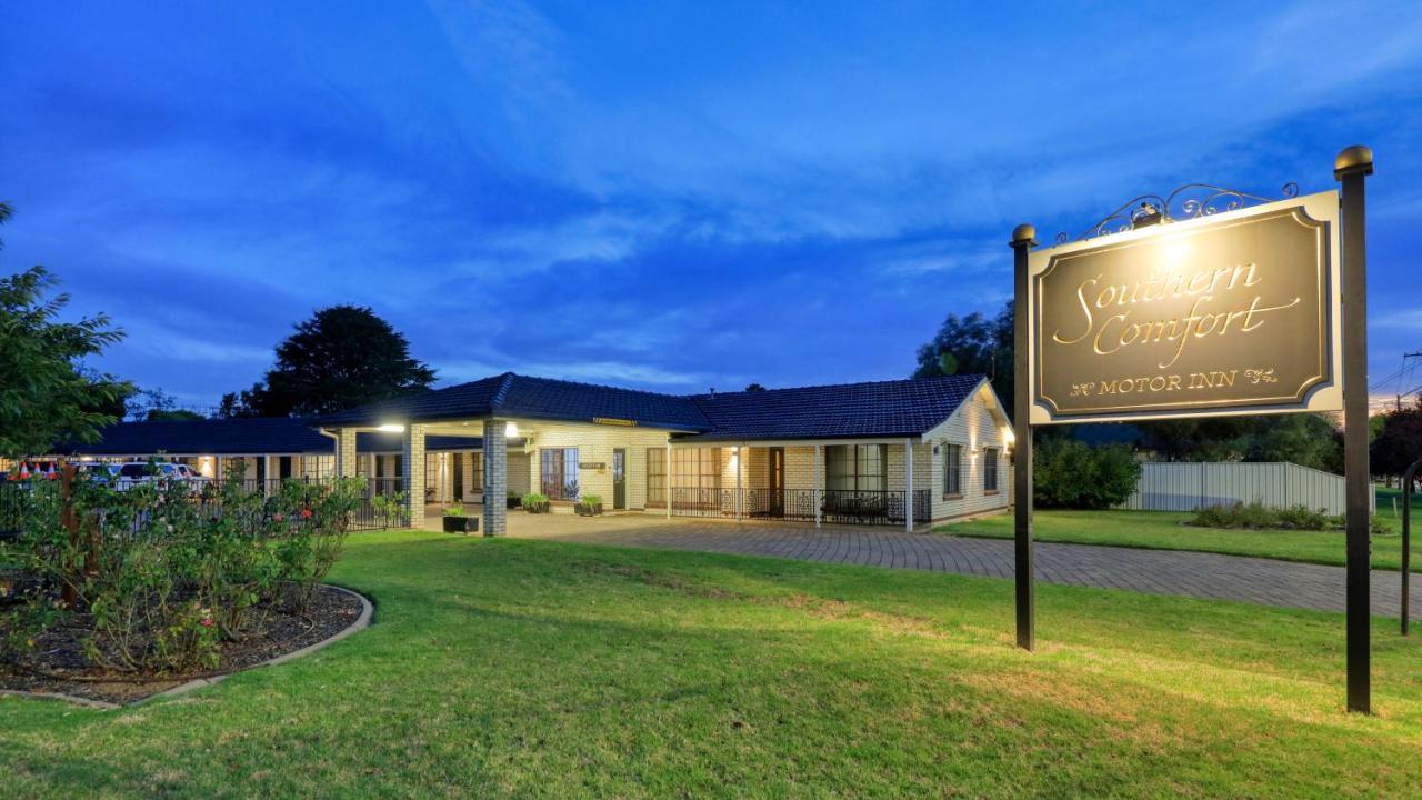 Southern Comfort Motor Inn Cootamundra Exterior photo